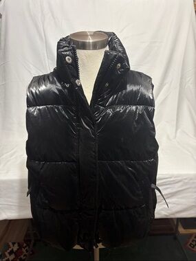 PINK Victoria's Secret Shiny Black Quilted Puffer Vest